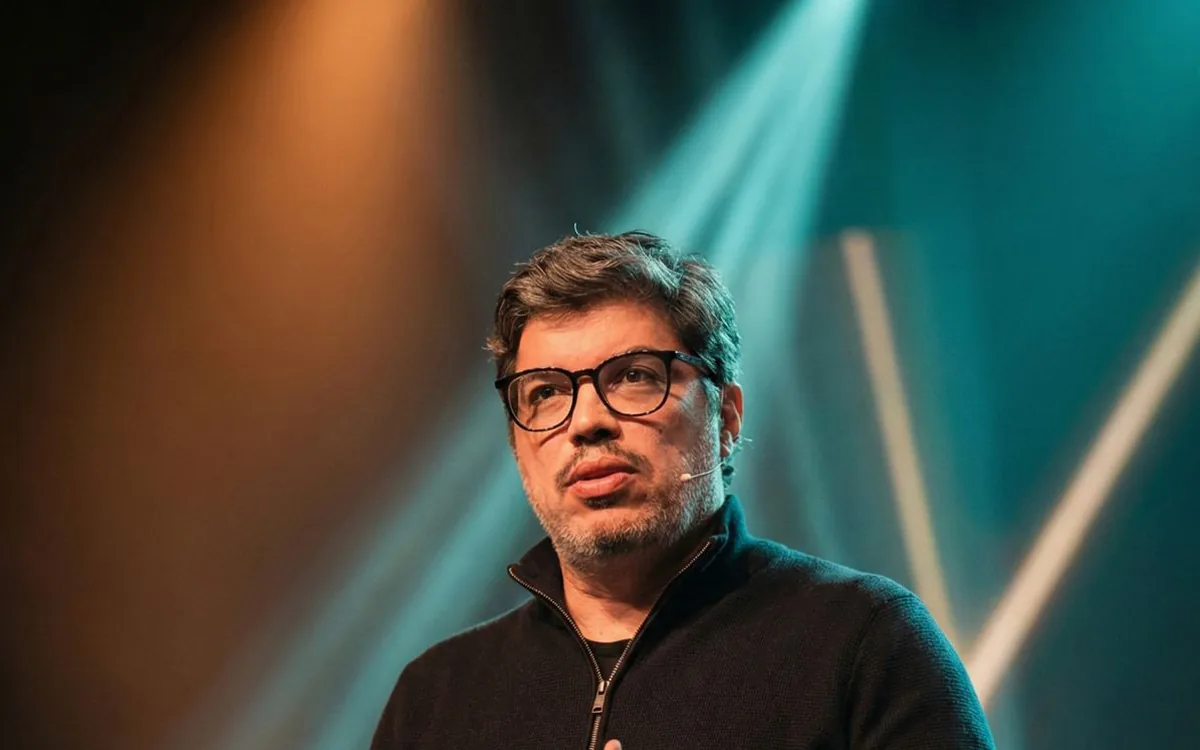 Samuel Leite em palestra